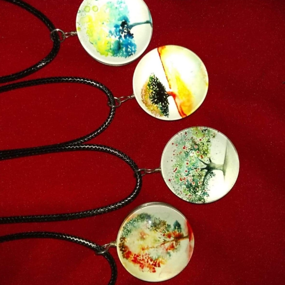 Necklaces - Picture 3 of 8